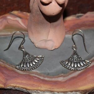New 1 Inch Silver Plated Fan-Shaped Earrings & Wires